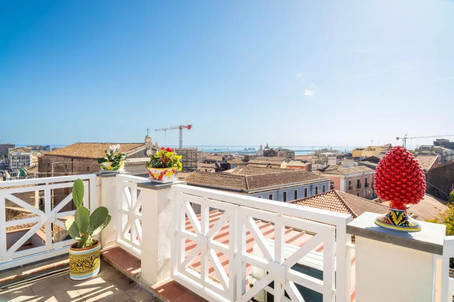 Апартаменты La Terrazza Sul Cielo Катания Экстерьер фото